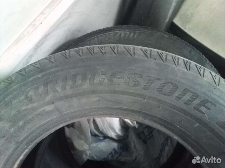 Bridgestone Ecopia EP850 215/65 R16