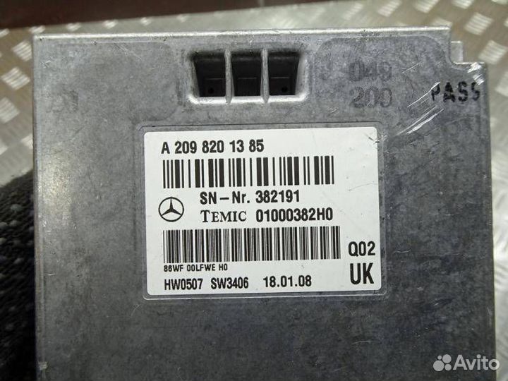Блок комфорта Mercedes-Benz E-Класс A2098201385