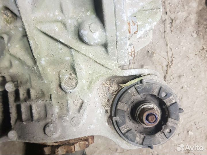 Редуктор заднего моста Land Rover