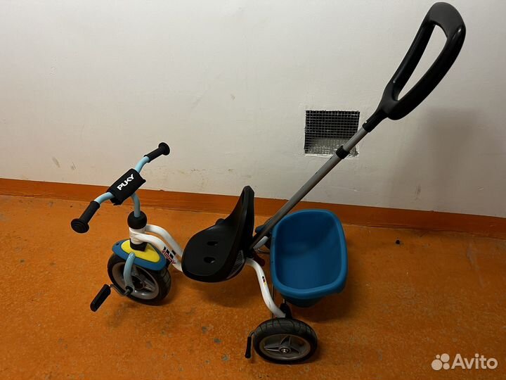 Трехколесный велосипед Puky с ручкой