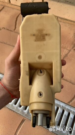 Топливный насос в сборе Nissan Primera P11