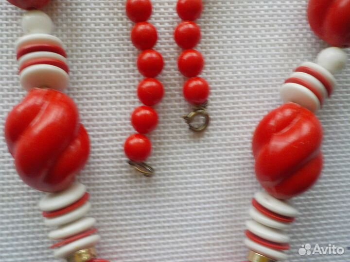 Бижутерия времен СССР бусы клипсы