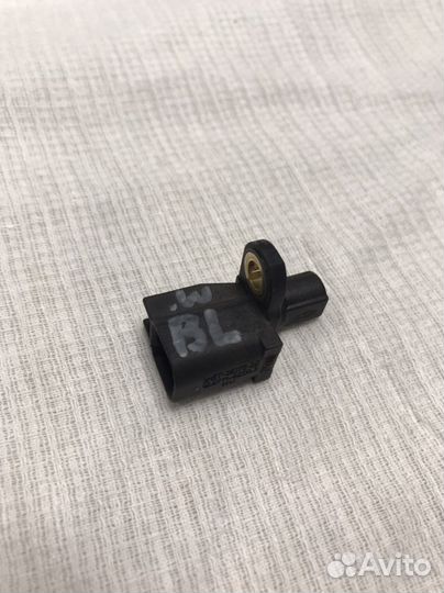 Датчик ABS/абс задний Mazda 3 BL/Bk
