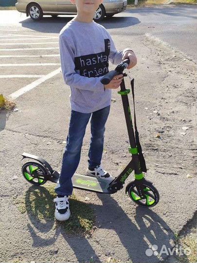 Продам самокат 3000