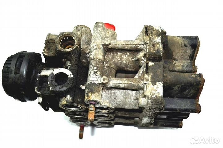 Главный кран уровня пола DAF XF95 (01.02-12.06)