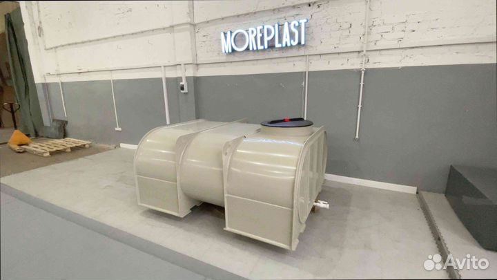 Цистерна бочка резервуар для перевозки воды