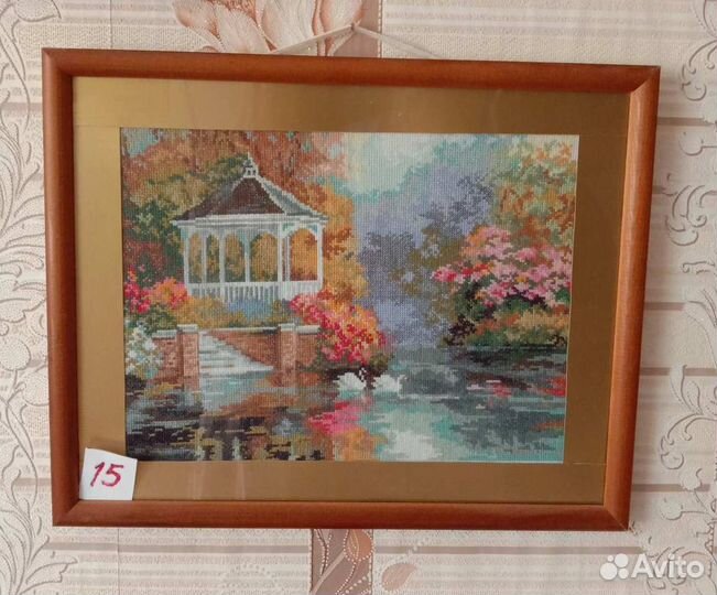Продам текстильные картины вышитые крестиком