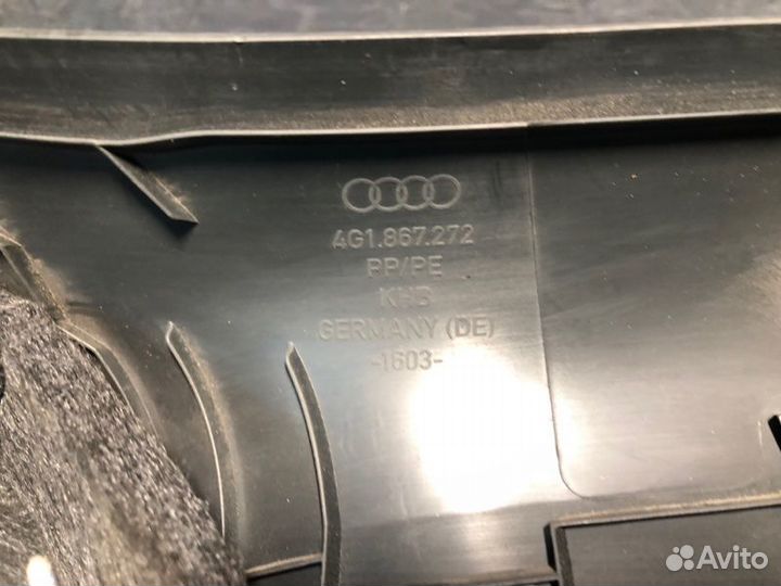 Накладка на порог салона передняя правая Audi A6