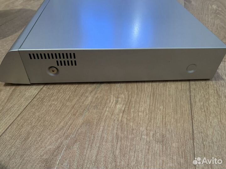 DVD-рекордер.DVD-плеер. panasonic dmr-es15