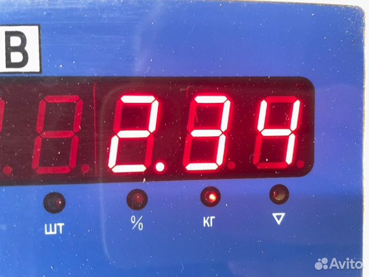 Панель передняя (Телевизор) Chevrolet Niva