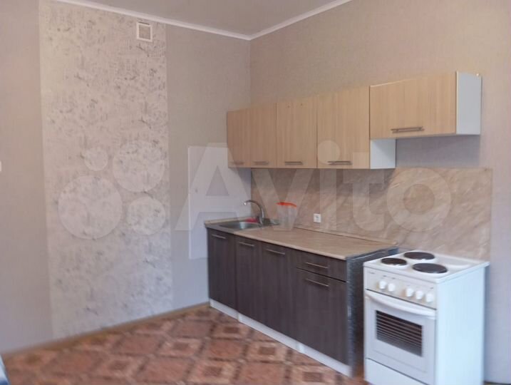 1-к. квартира, 43 м², 1/3 эт.