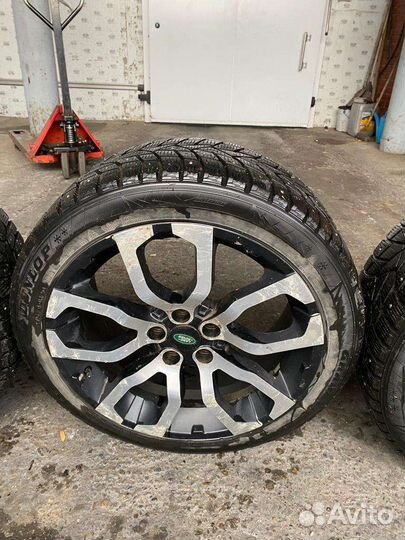 Dunlop Grandtrek Ice 02 275/40 R20