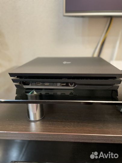 Sony playstation 4 pro 1tb