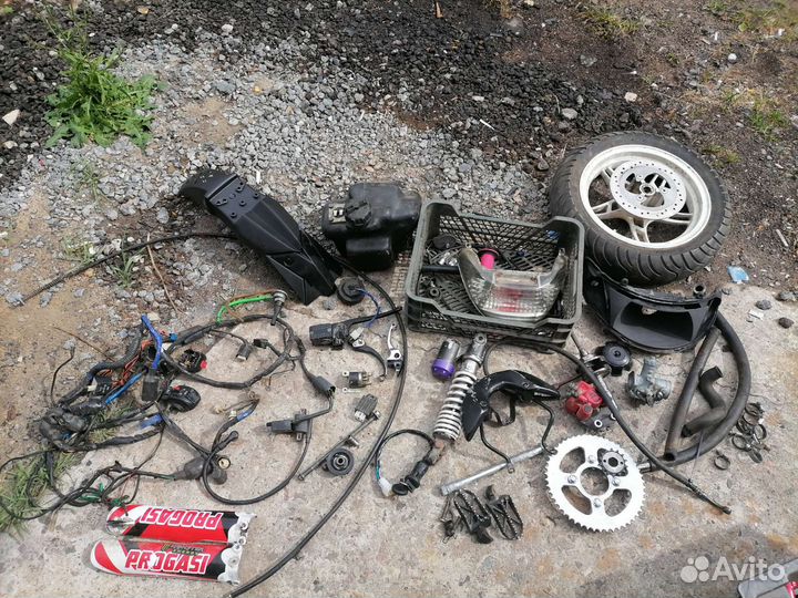 Запчасти на скутер/ Запчасти кросс/питбайк/эндуро