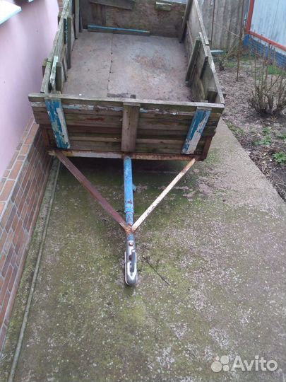 Прицеп на легковой автомобиль