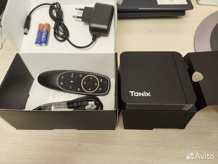 Tanix 4/32 4К тв смарт приставка аэромышь 5000кана