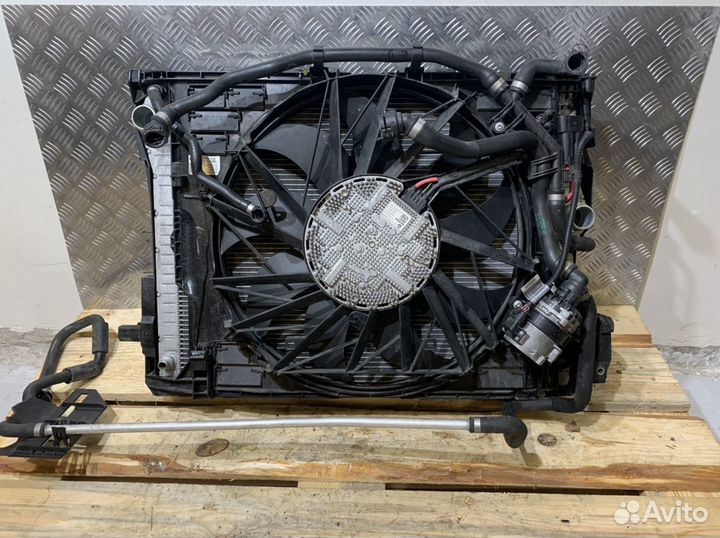 Кассета радиаторов BMW 5 F10 550i N63