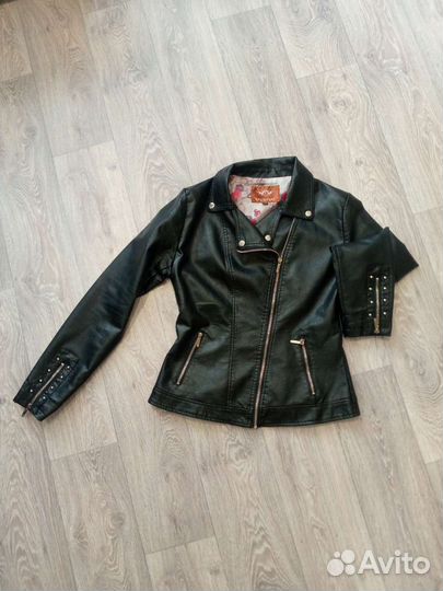 Куртка кожаная женская 46 размер