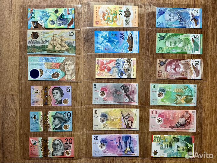 Коллекция полимерных купюр в качестве UNC