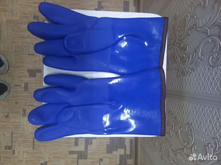 Перчатки