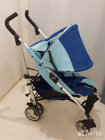 Продам детскую прогулочную коляску Chicco Lite Way