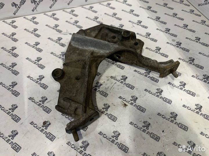 Кронштейн тнвд Fiat Ducato 244 2.0