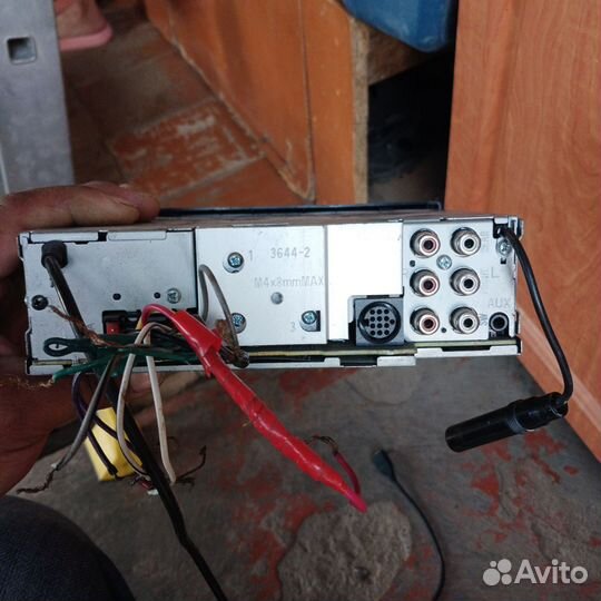 Продам автомагнитолу
