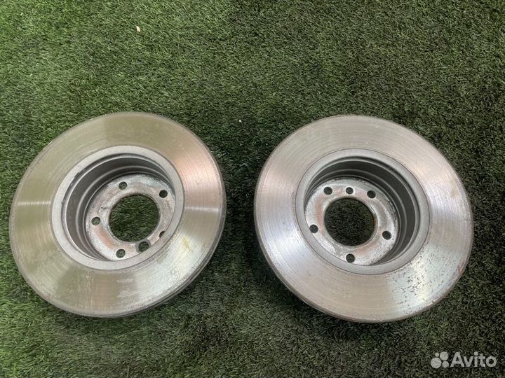 Диск тормозной передний Bmw 5 E60 N52B30 2008