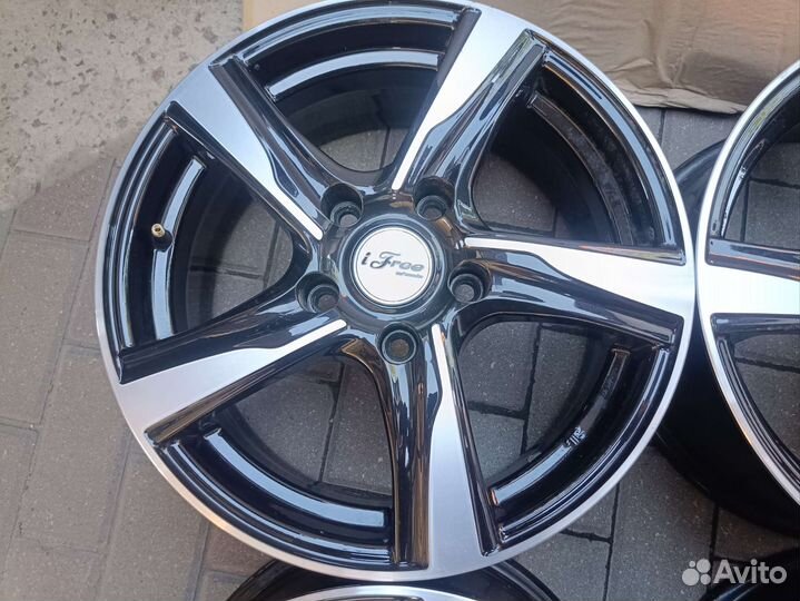 Литьё r-16 iFree (5x120) 4 шт. как новое