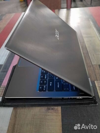 Ноутбук Acer Spin 1