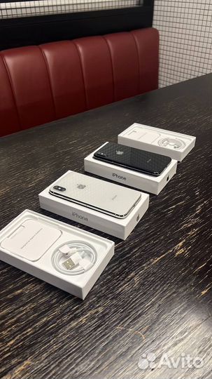iPhone X, 256 ГБ