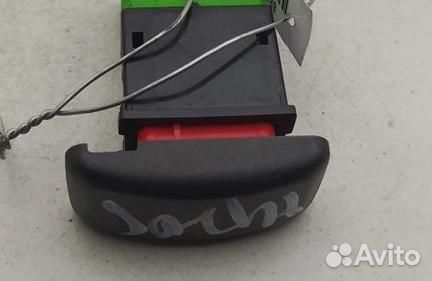 Кнопка аварийной сигнализации Mitsubishi Galant