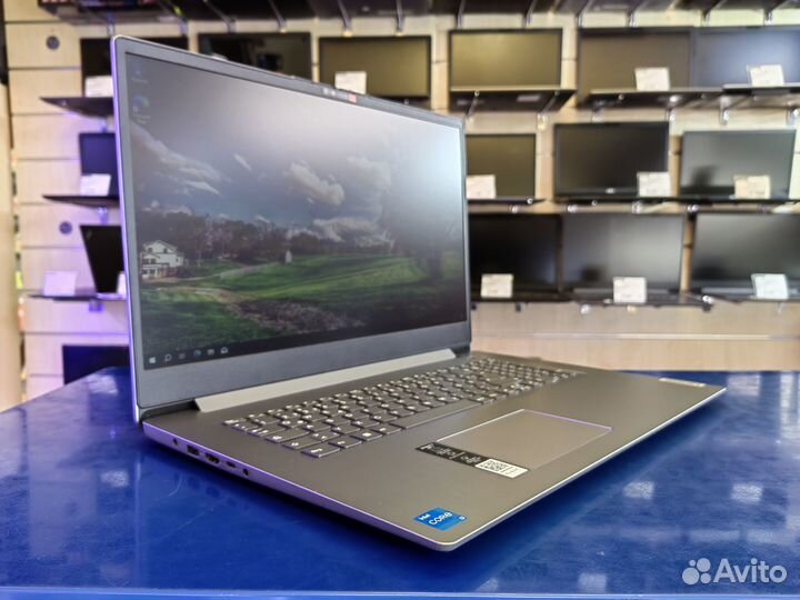 Ноутбук Lenovo 17.3