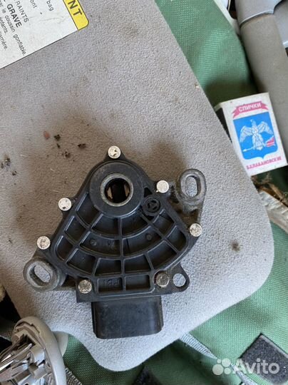 Датчик положения селектора АКПП Тойота Камри 40