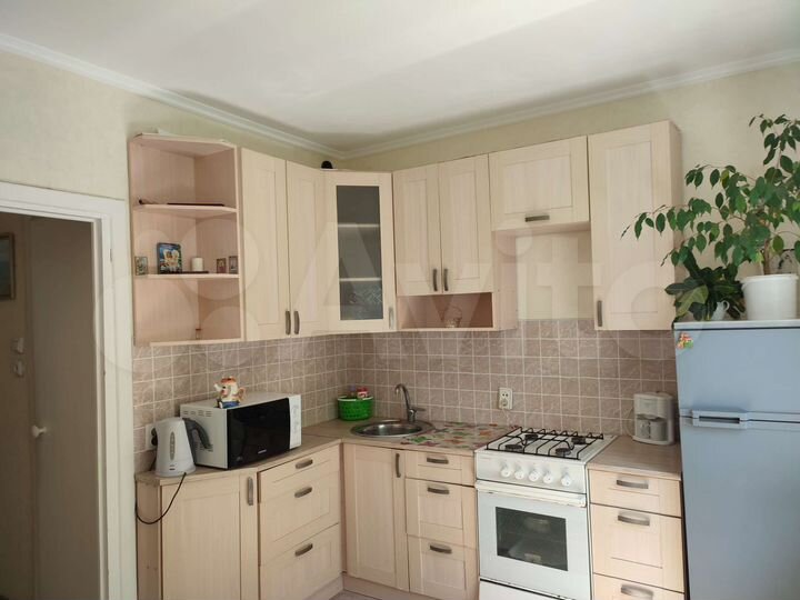 1-к. квартира, 38 м², 1/10 эт.