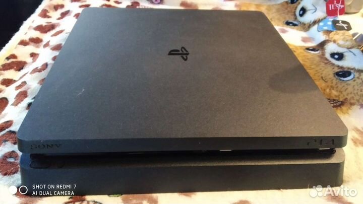 Sony playstation 4 slim 1tb