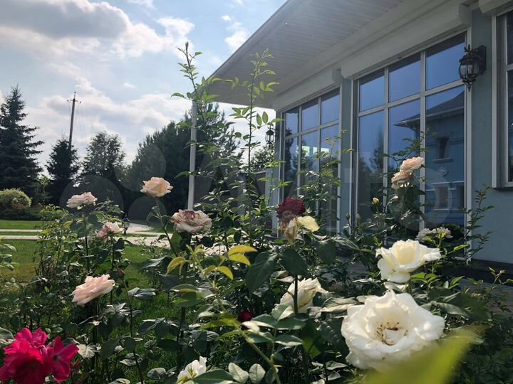 Дом 250 м² на участке 30 сот.