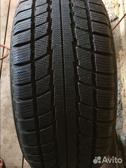Triangle Protract TEM11 215/55 R16