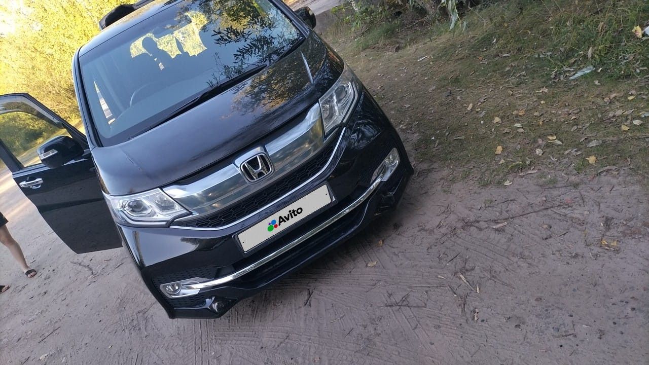 Honda Stepwgn: фото владельца