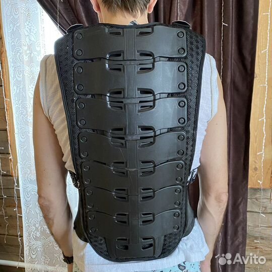Панцирь для мотокросса