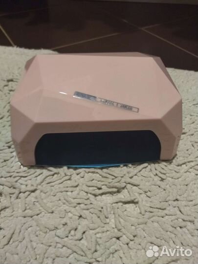 Лампа для ногтей