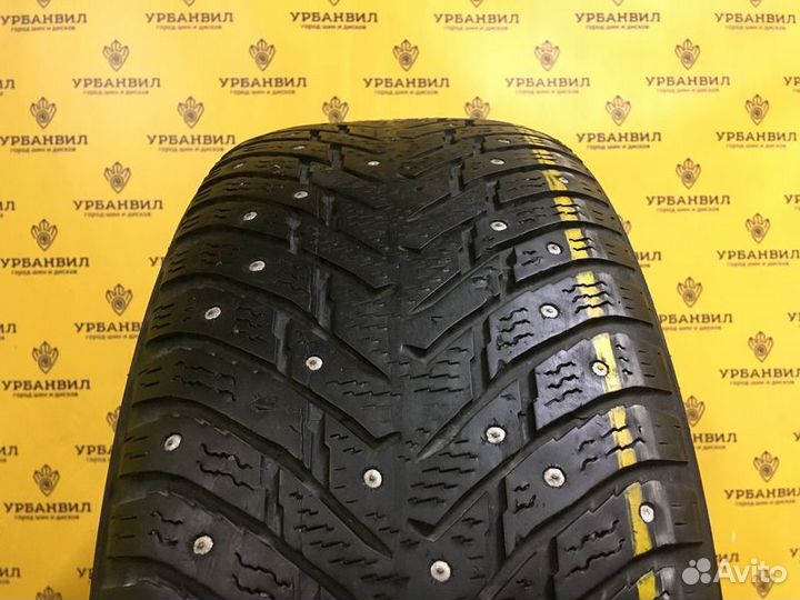 Nokian Tyres Hakkapeliitta 8 215/55 R17 98T