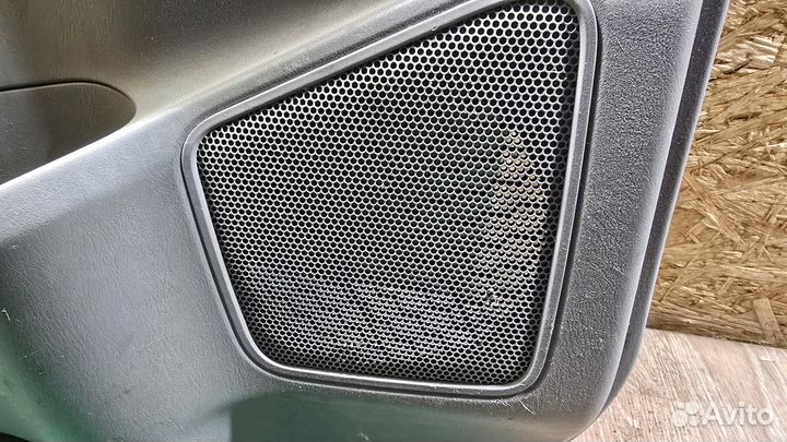 Б/У Б/У Обшивка двери задняя L G7 toyota Hilux