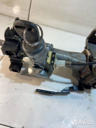 Колонка рулевая Nissan Expert W11