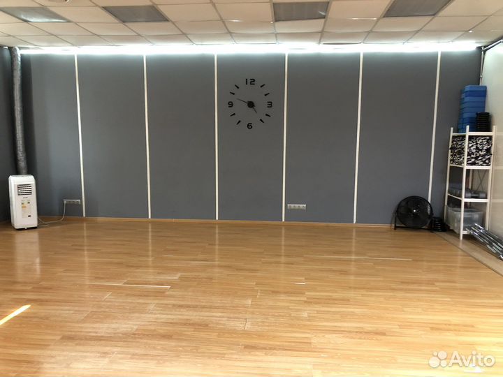 Сдам в аренду танцевальный зал