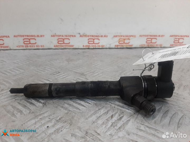 Форсунка Opel Insignia (A) 2009 55566050