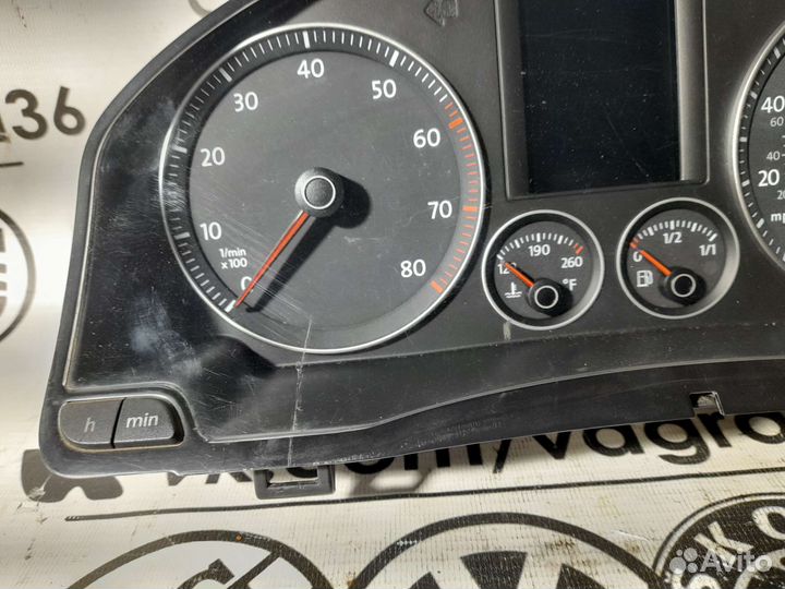 Панель приборов 2.5 BGQ VW Jetta 5