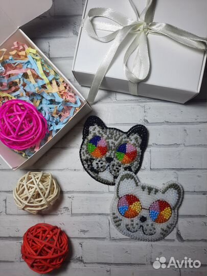 Брошь ручной работы, подарок для девушки