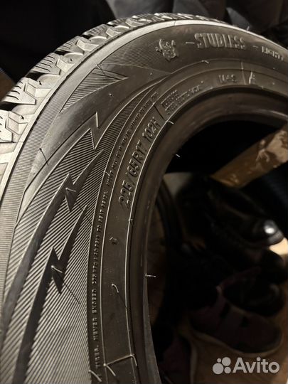 Toyo Observe GSi-6 LS 225/65 R17