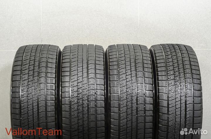 Bridgestone Blizzak VRX2 255/40 R18 95Q